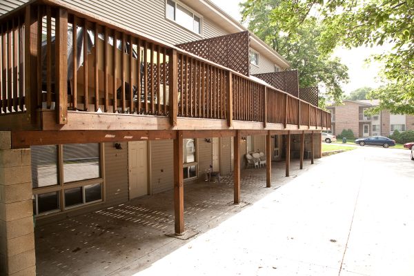 205 Eisenhower #2, Bloomington