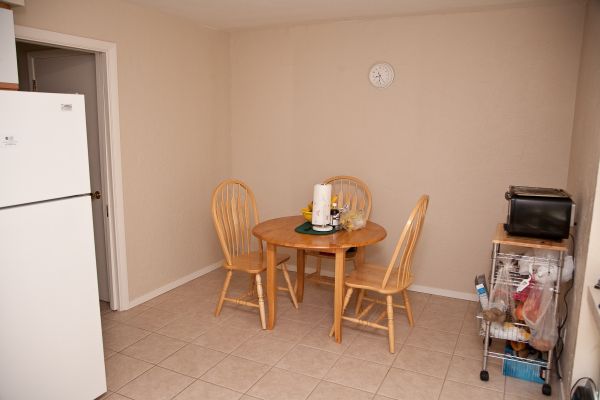 205 Eisenhower #4, Bloomington