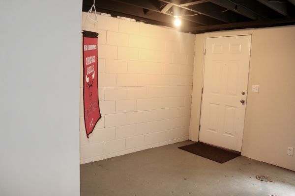 205 Eisenhower #4, Bloomington