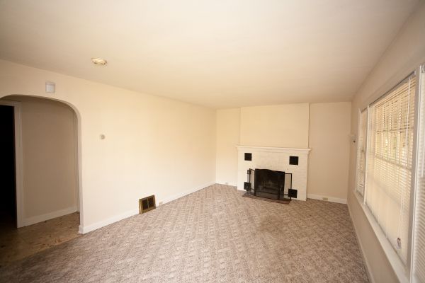 805 E. Market #2-3, Bloomington