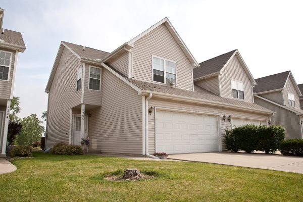 1204 - 1206 Riviera Drive, Bloomington