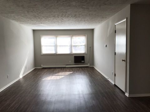 710 Arcadia, Bloomington